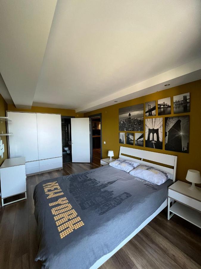Deluxe Beach Aparthotel
