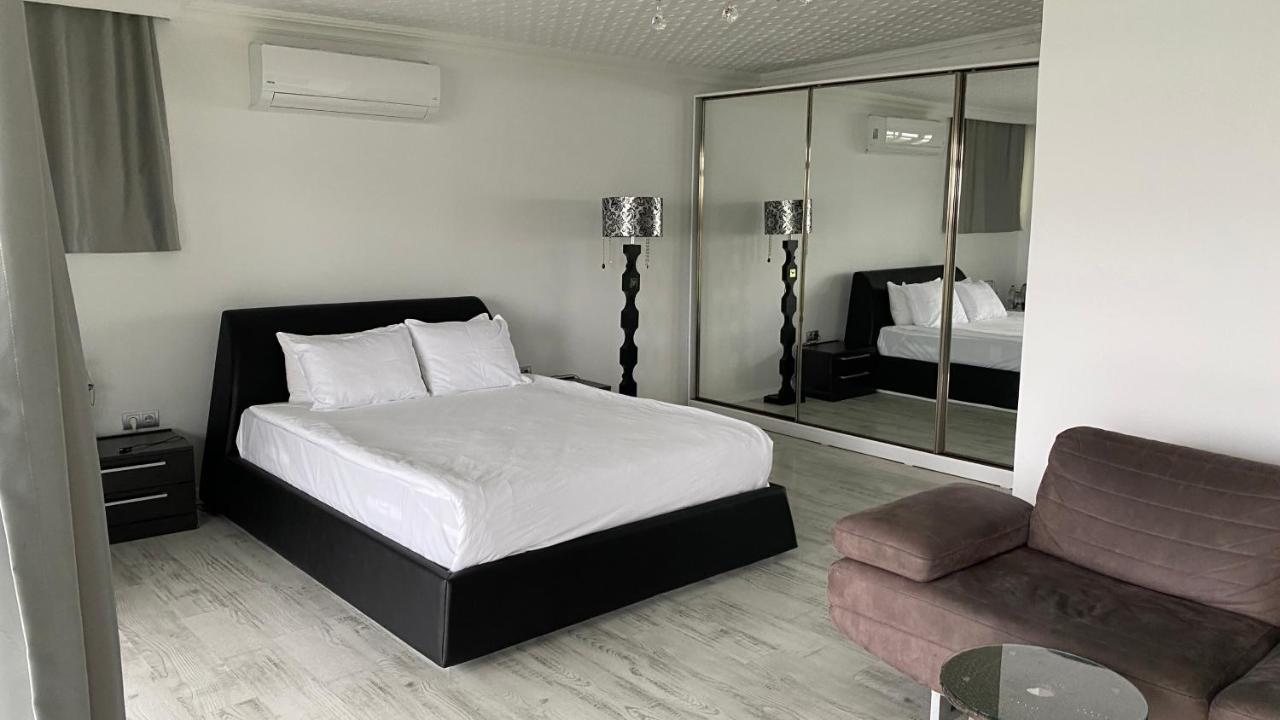 Love hotel Palm