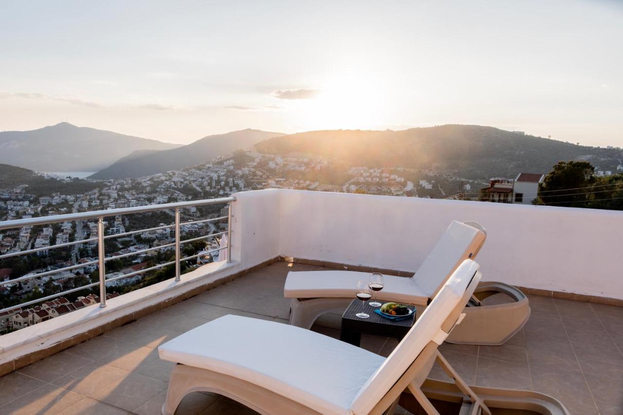 Ayseguel Kalkan