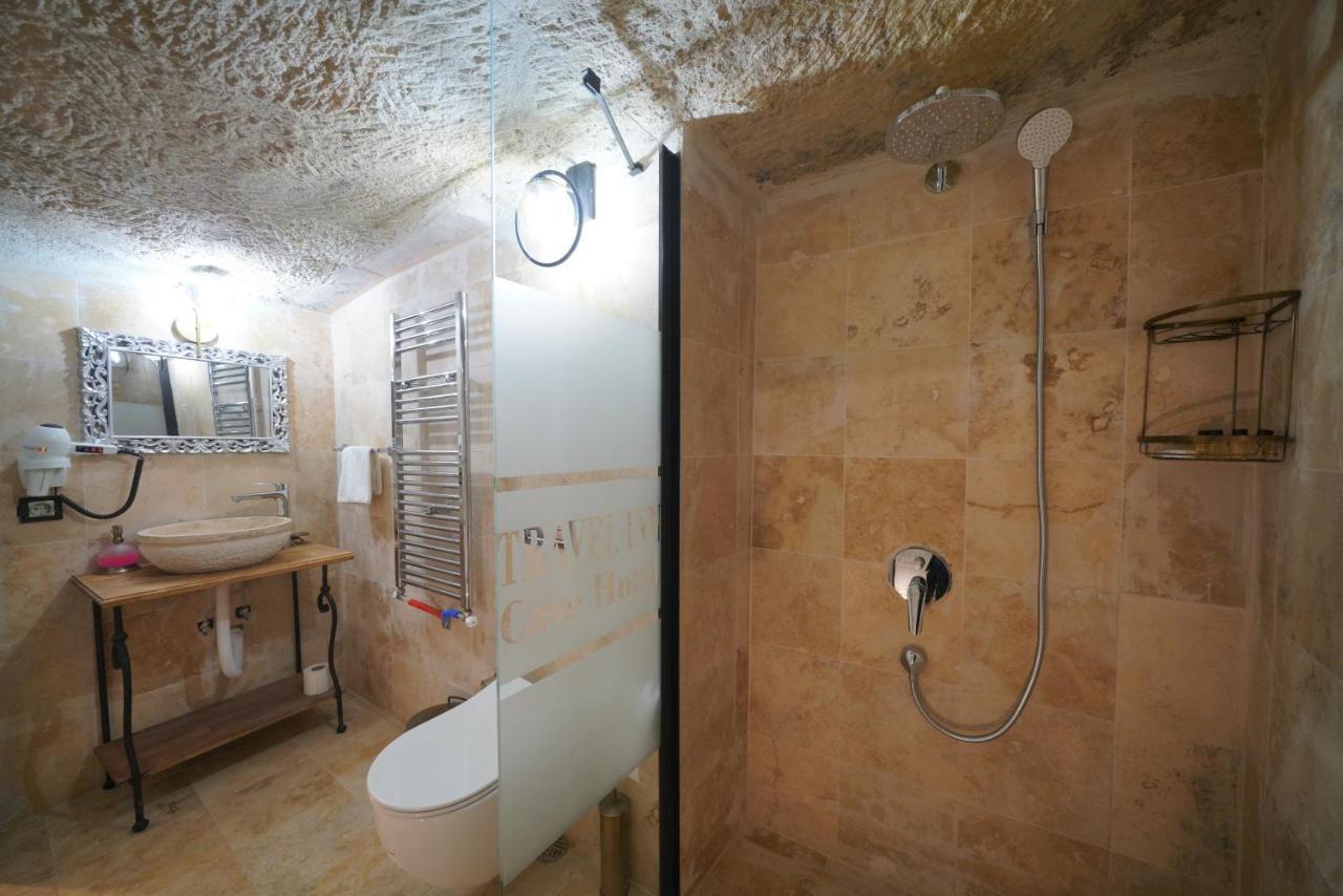Travel Cave 2*