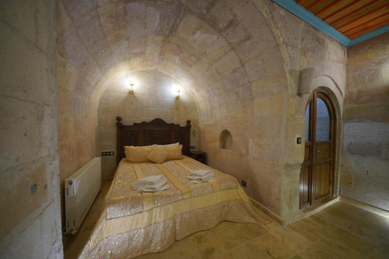 Hotel Travel Cave