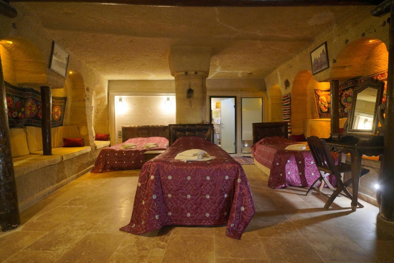 Hotel Travel Cave