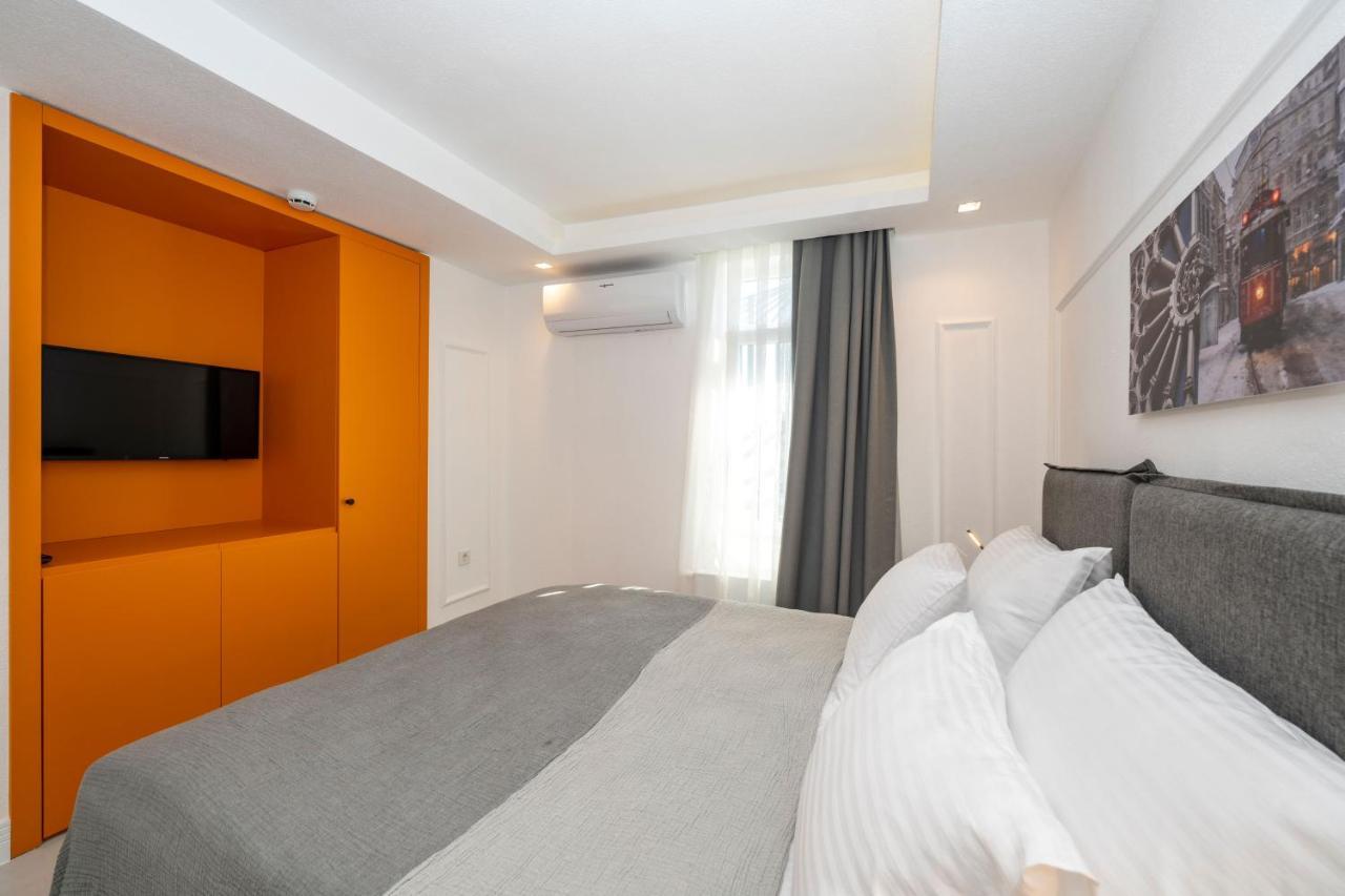 Juno Taksim
