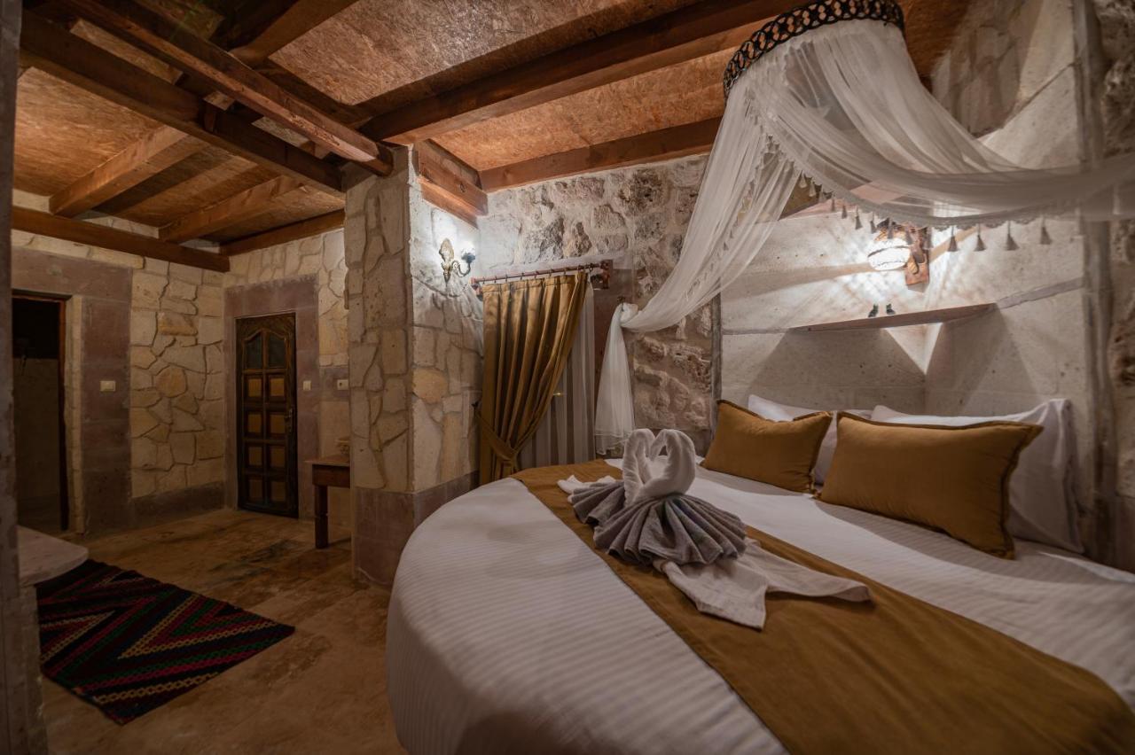 Hostel Crazy Horse