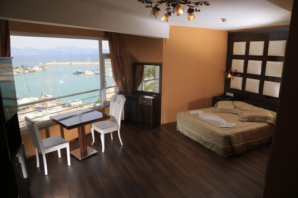Marina Hotel Finike