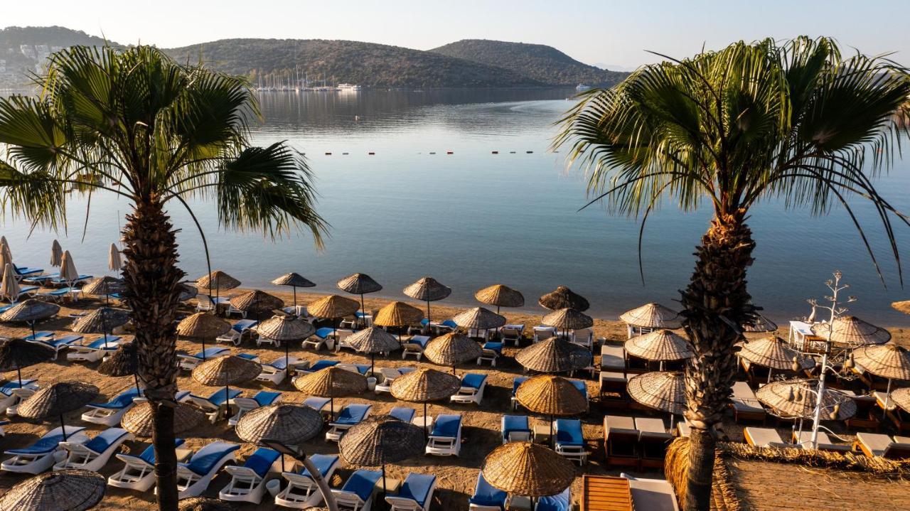 Hotel Costa Bitezhan 4*