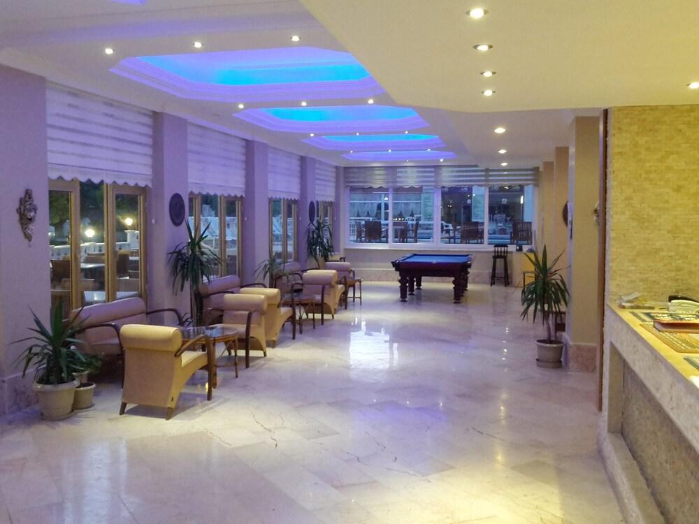 Altinersan Hotel