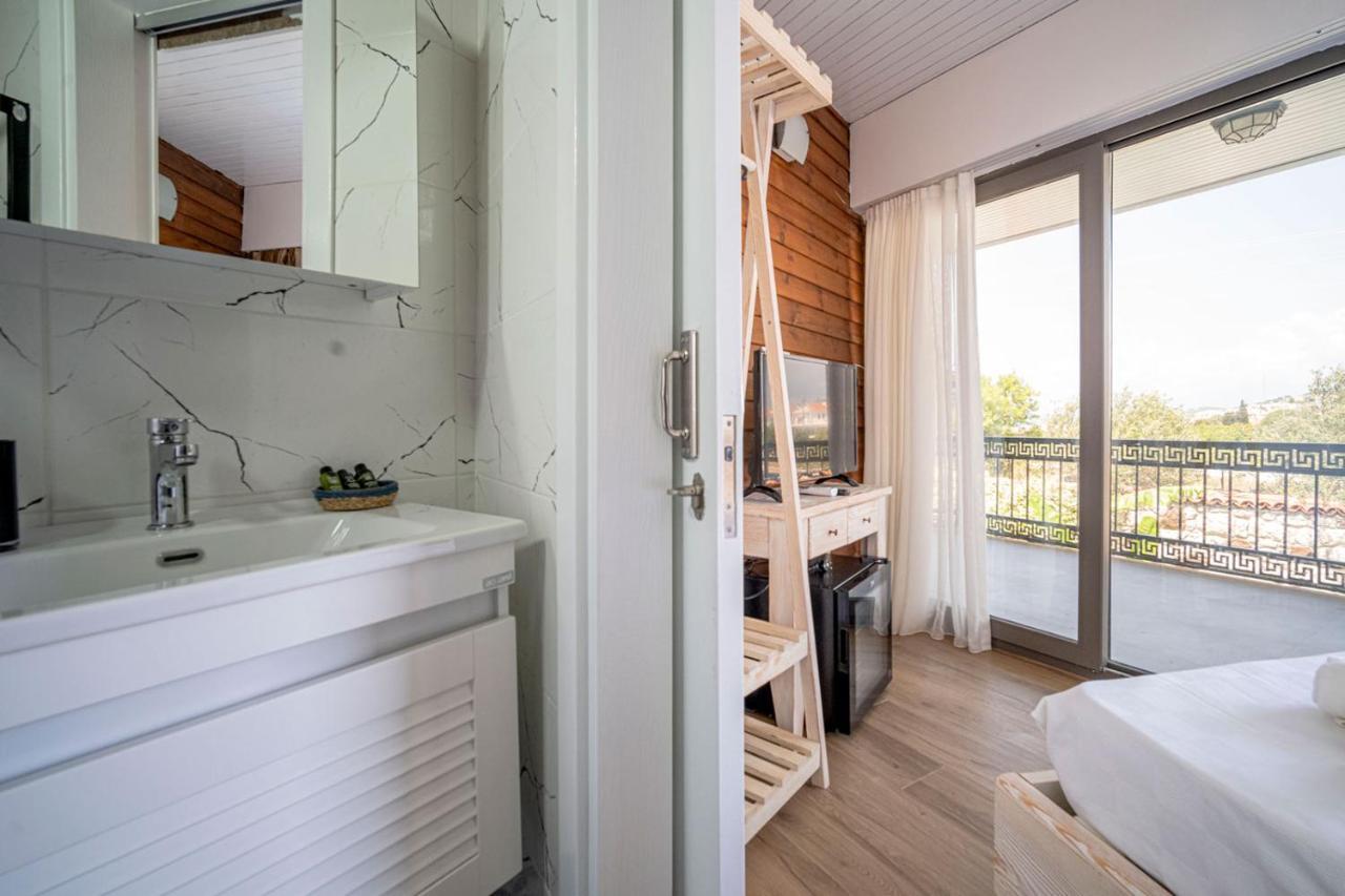 Hotel Lunas *