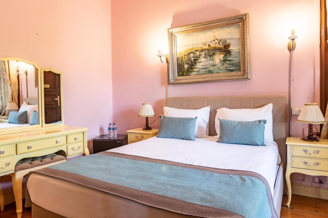 Hotel Bueyuekada Anastasia Meziki History Mansion Adalar