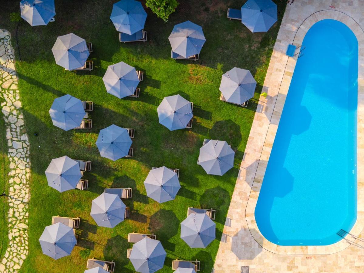 Hotel Club-e 3*