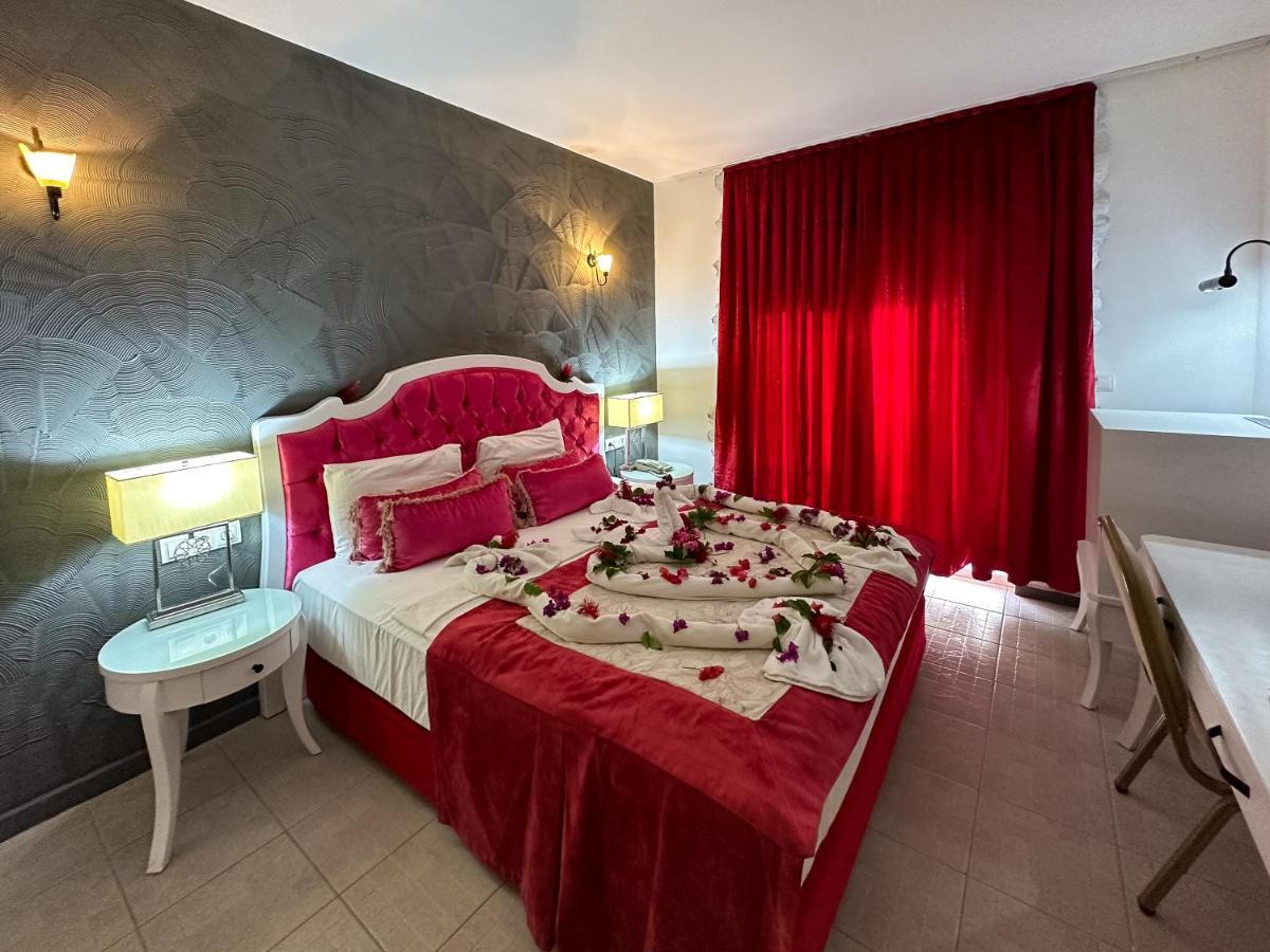 Hotel Tiana