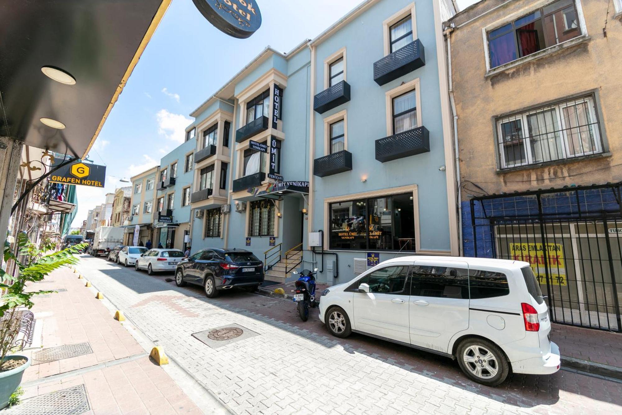 Uemit Yenikapi * Istanbul