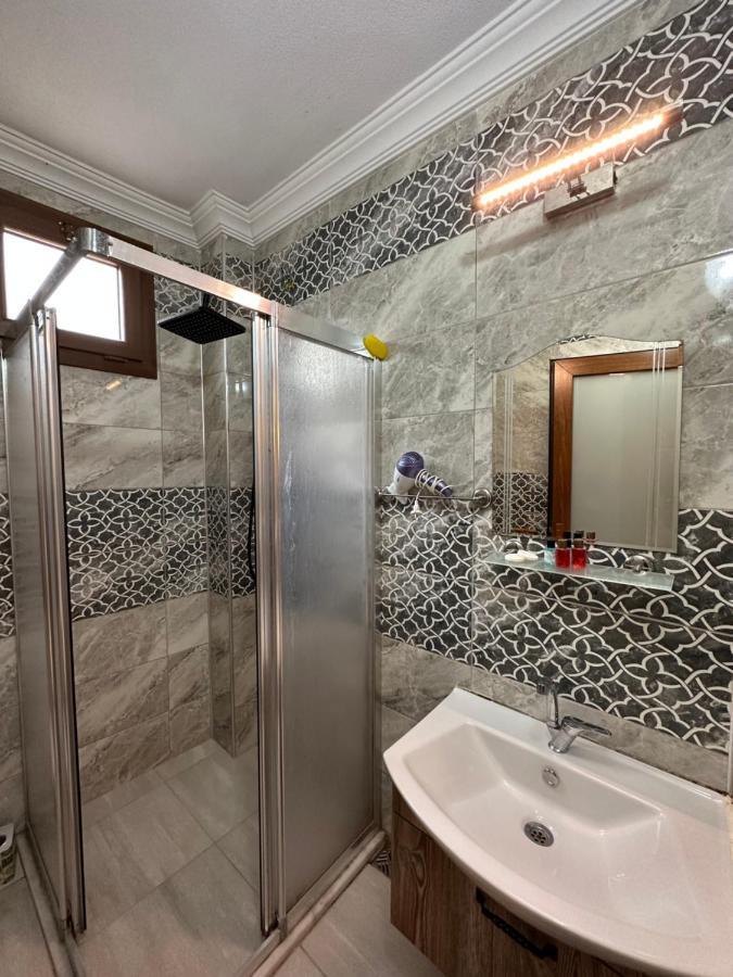 Hotel Zifona Camlihemsin