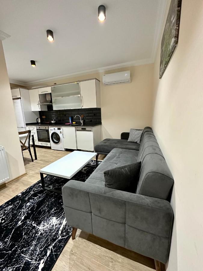 Aparthotel White House *