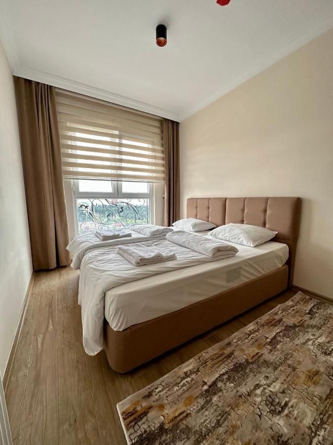 Aparthotel White House *