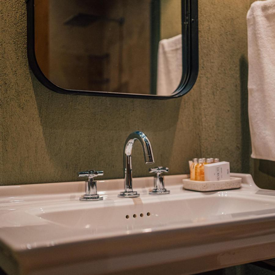 The Remote Hotel