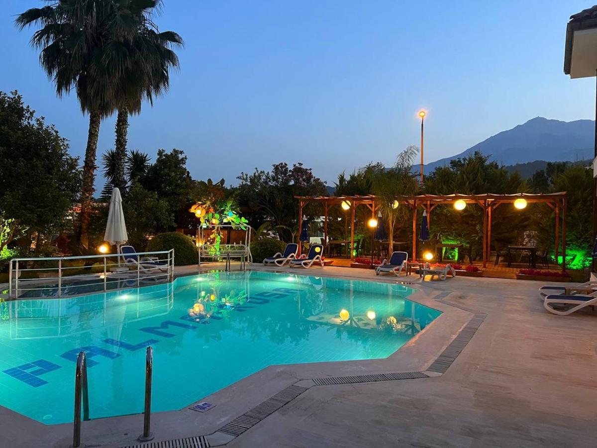Palma Rosa Bed & Breakfast