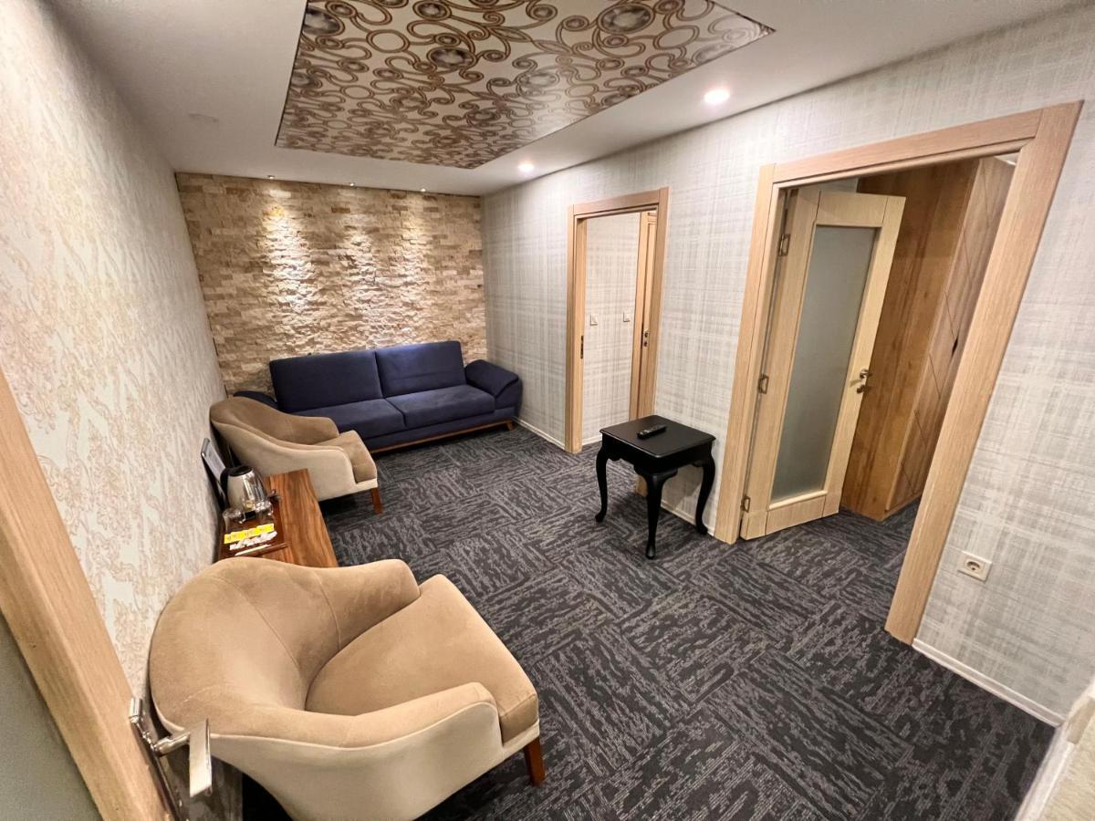 Fengo & Hotel 3*
