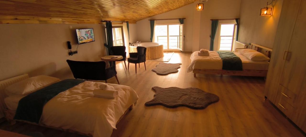 Hotel Burahan Suit *