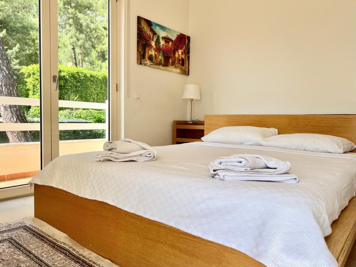 Villa Paradaise Is Magnificent With Sea View And Infinity Pool