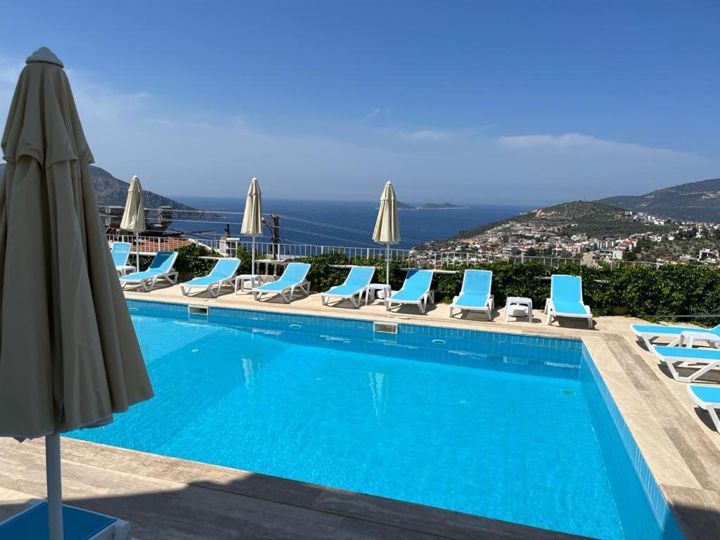 Marquis Blue Bed & Breakfast Kas