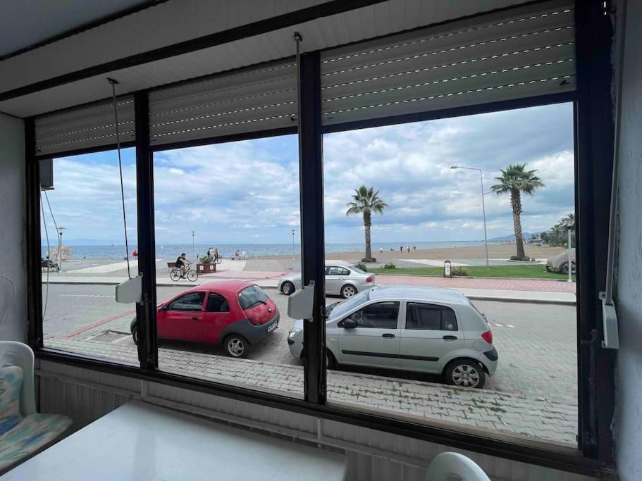 Apartment Sahilde Denize Sifir Dikili