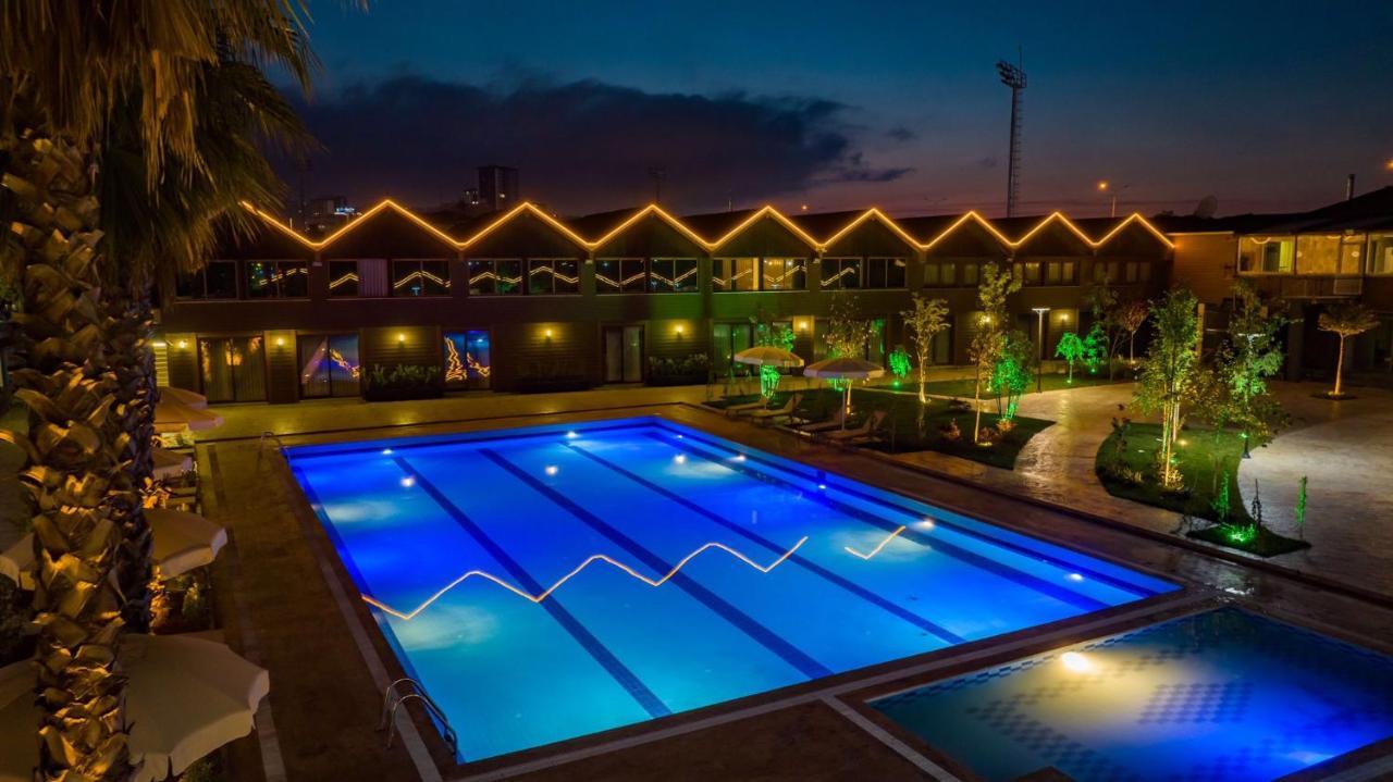 Palace 4*