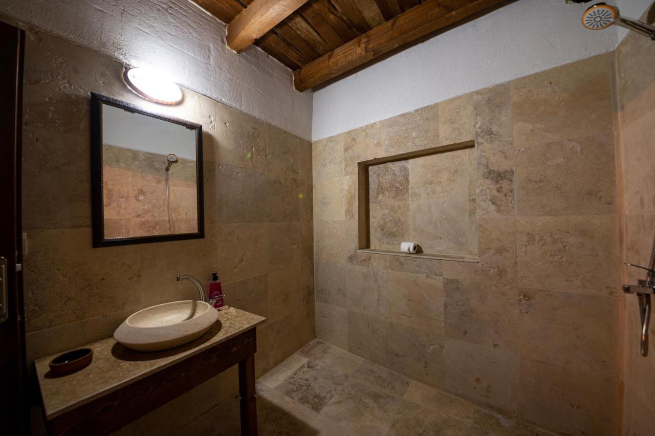 Hostel Crazy Horse