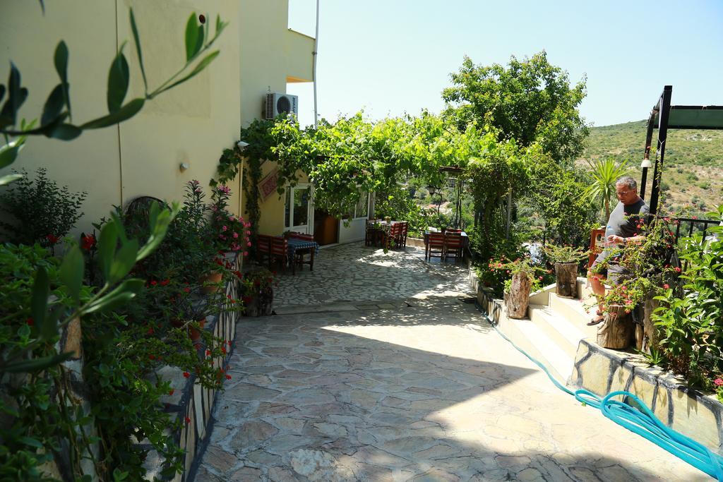 Sema 3* Patara