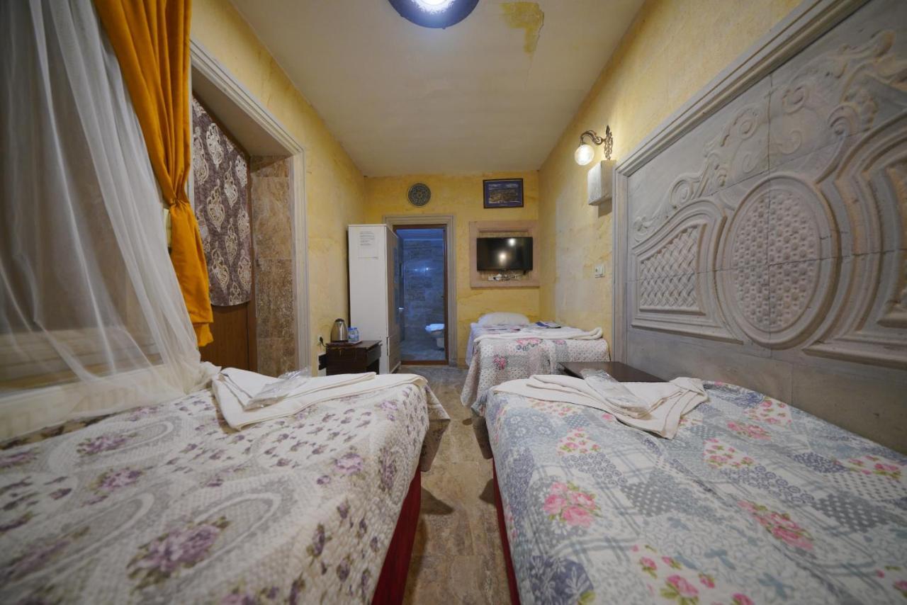 Homestay Lucky Luke Stone House *