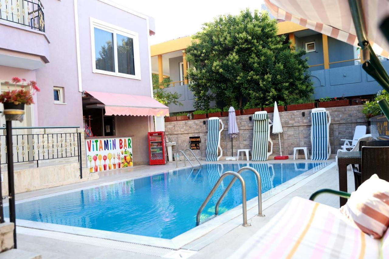 Opalin * Kemer