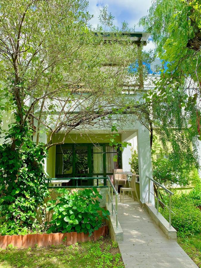 Resort Club Afrodit Tatil Koeyue Altinoluk