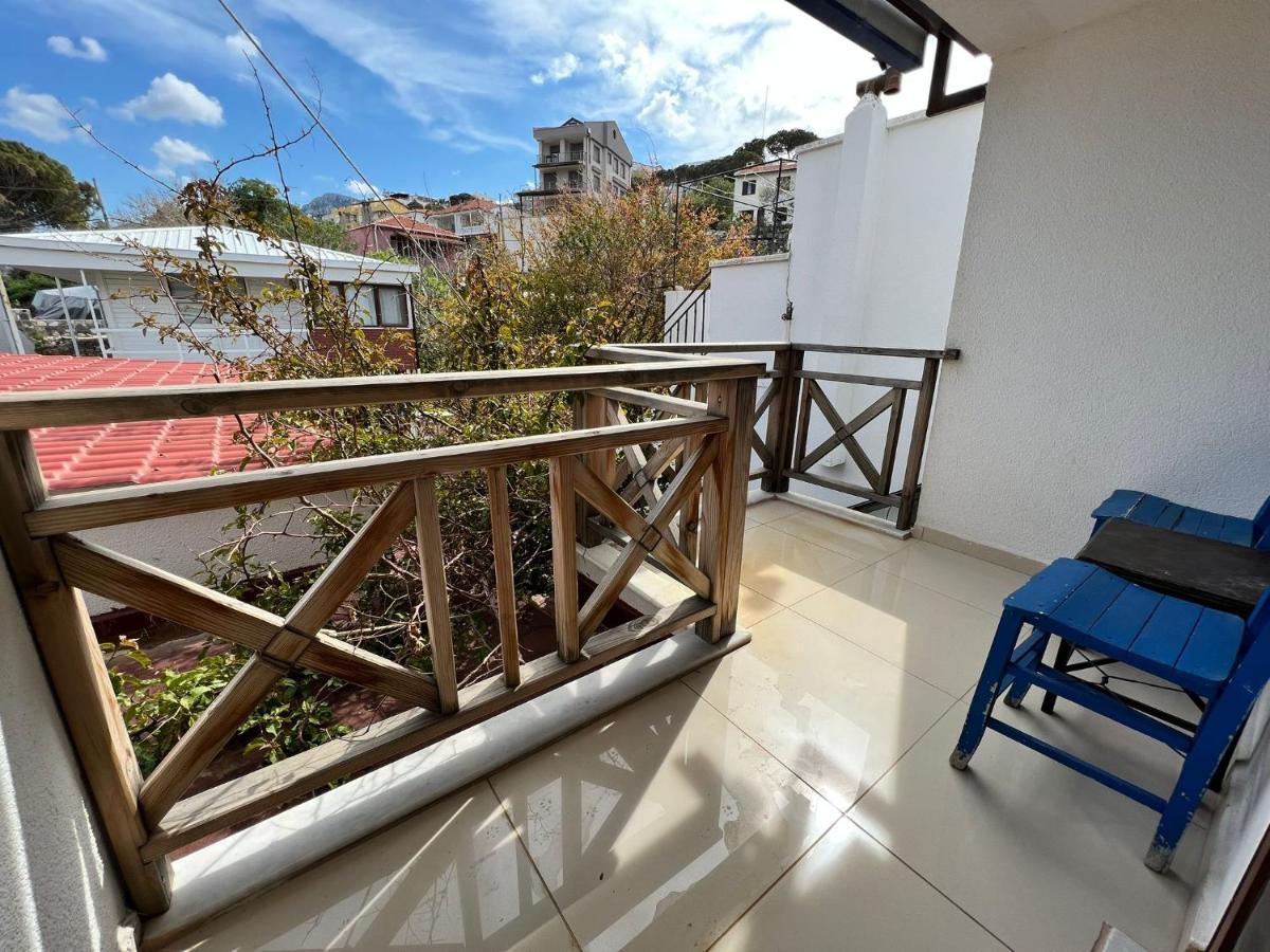 Hotel Giritli Meyhanesi & Butik Karaburun (Izmir)