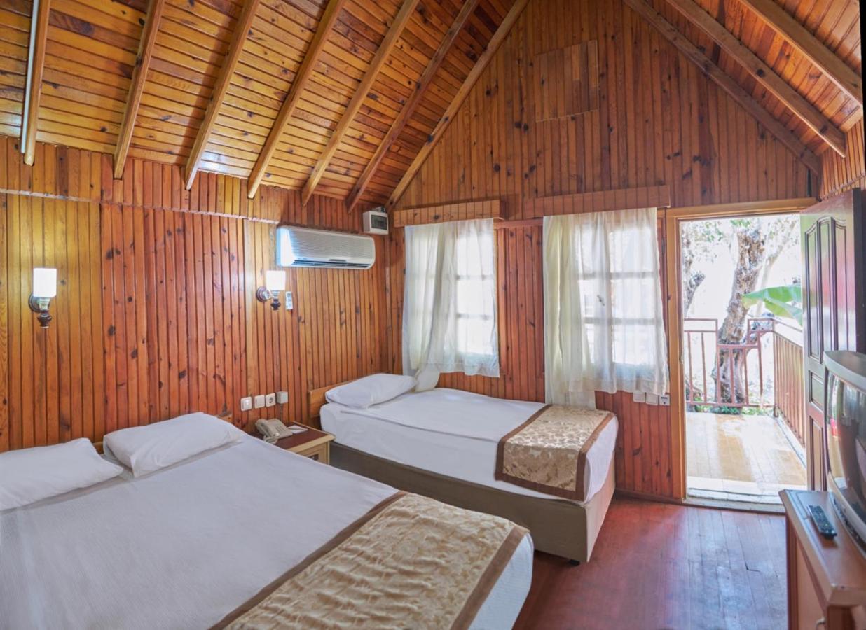 Hotel Clover Magic Nova