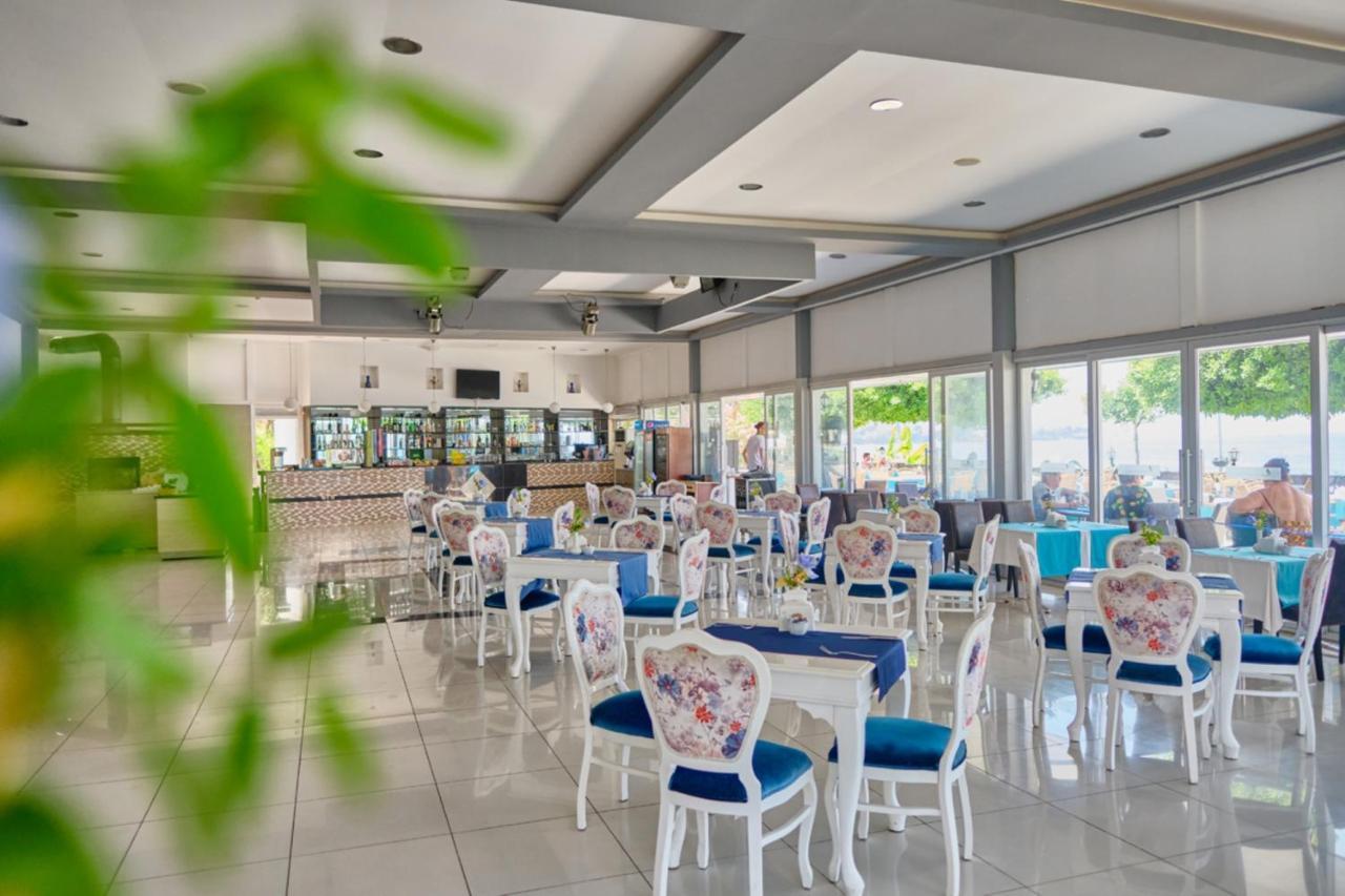 Clover Magic Nova Hotel