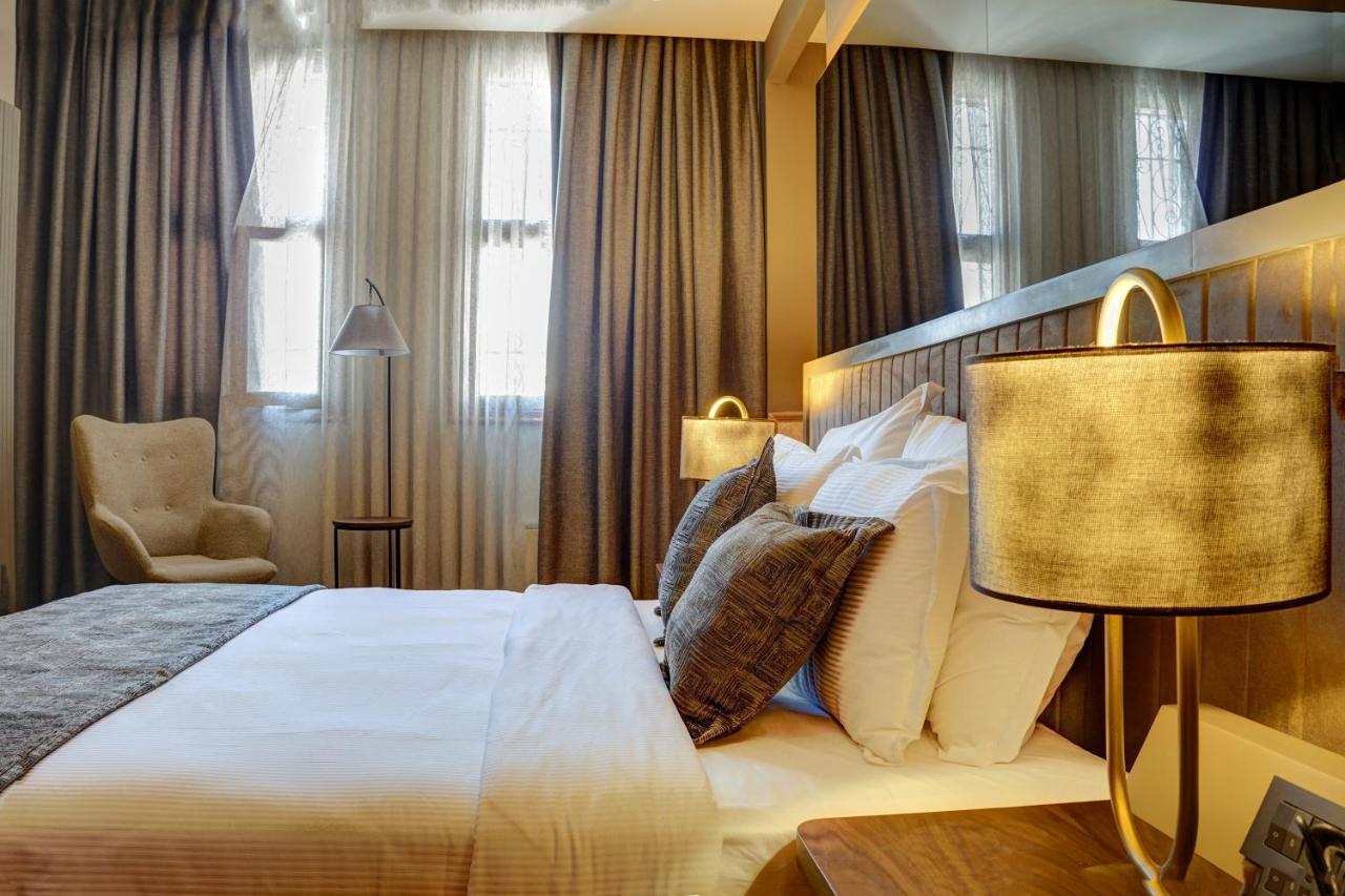 Four Mansions Hotel