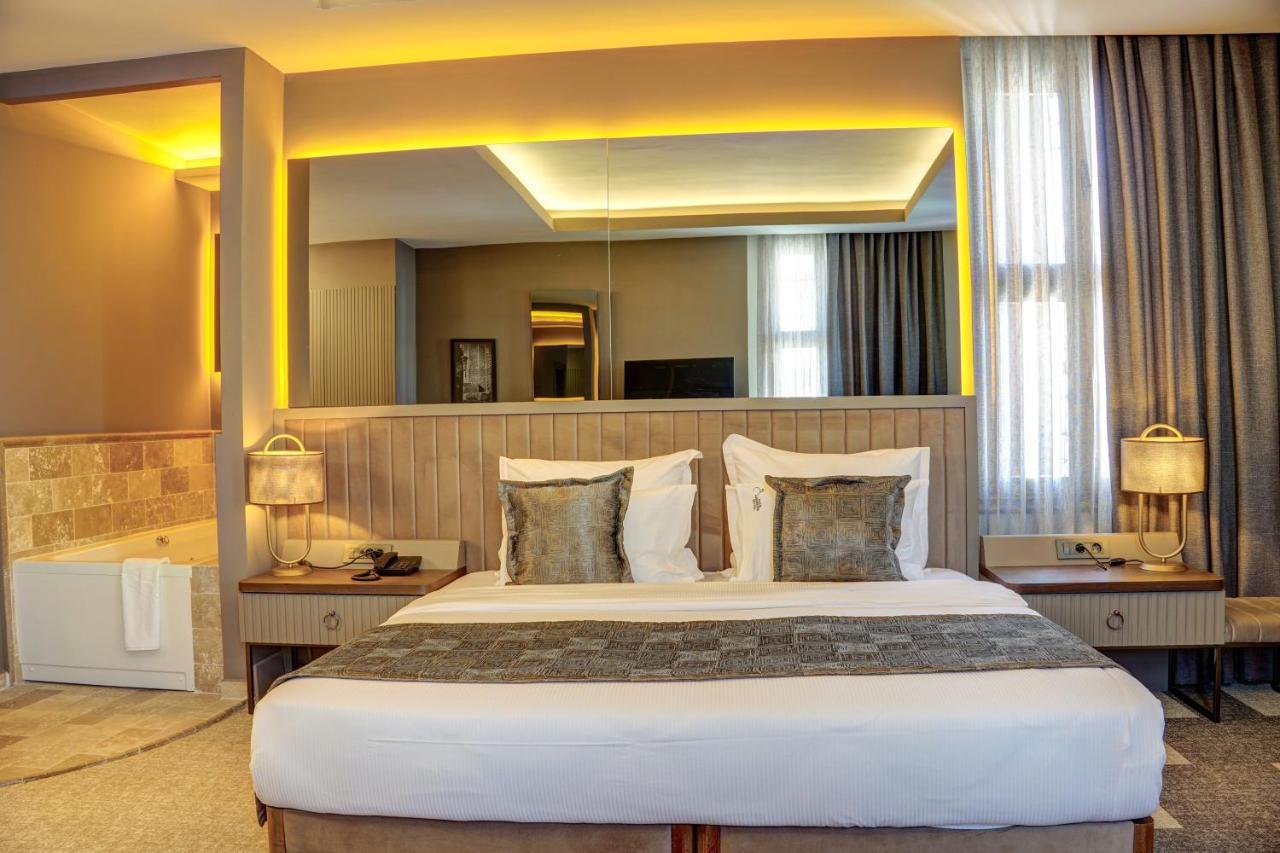 Hotel Four Mansions *