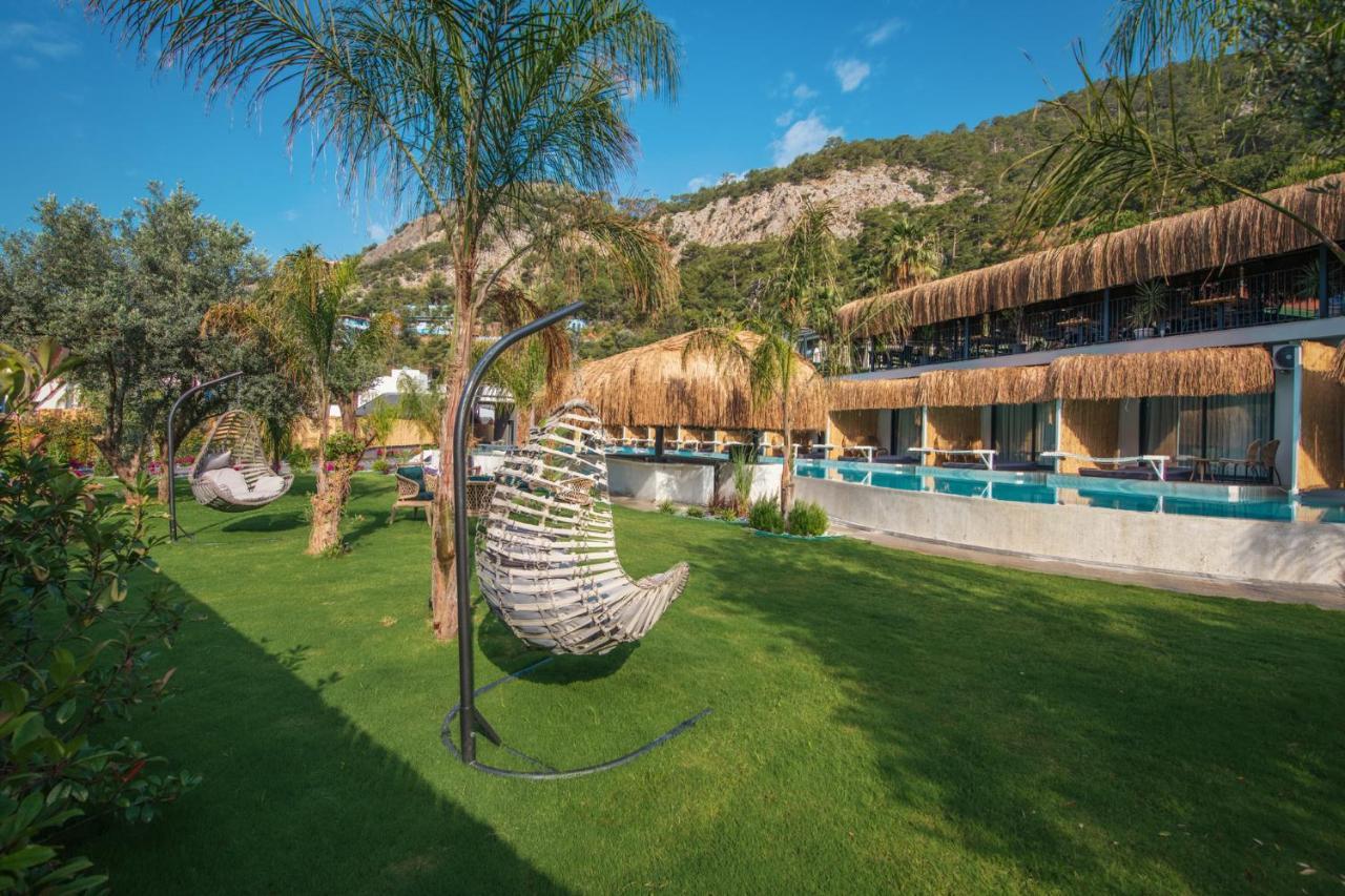 Hotel Morina Deluxe 3*