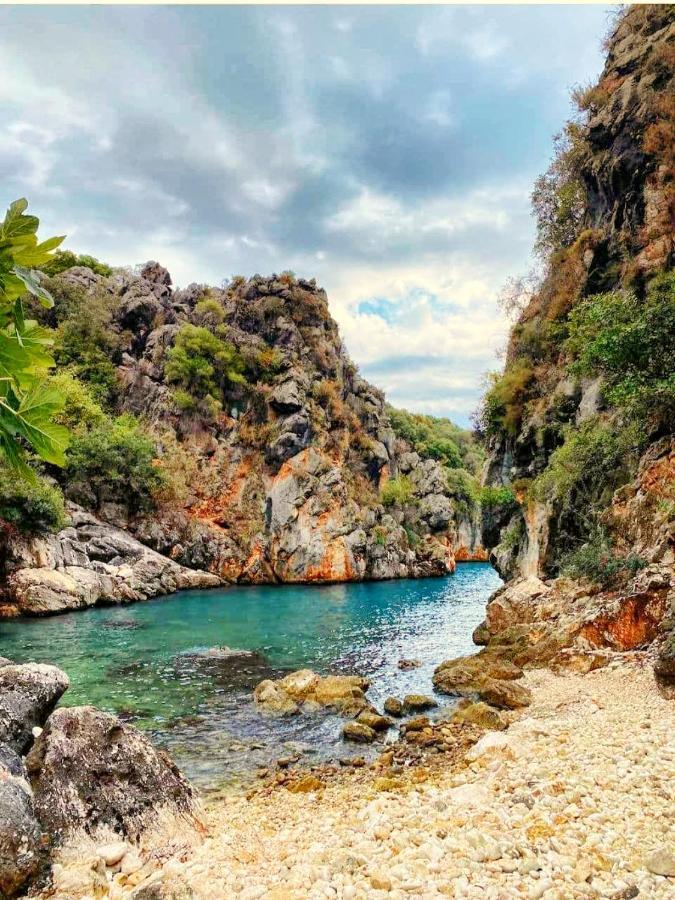 Istlada Tas Ev - Kekova View Kapakli