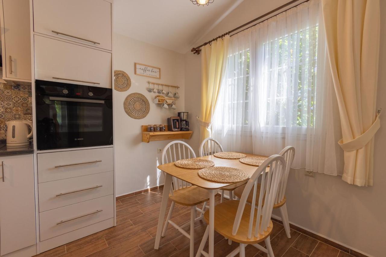 Caretta Caretta Guest house 3*