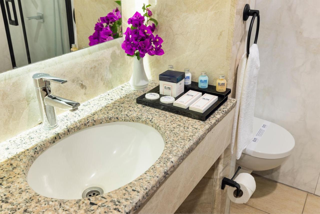 Elite Hotel 4*