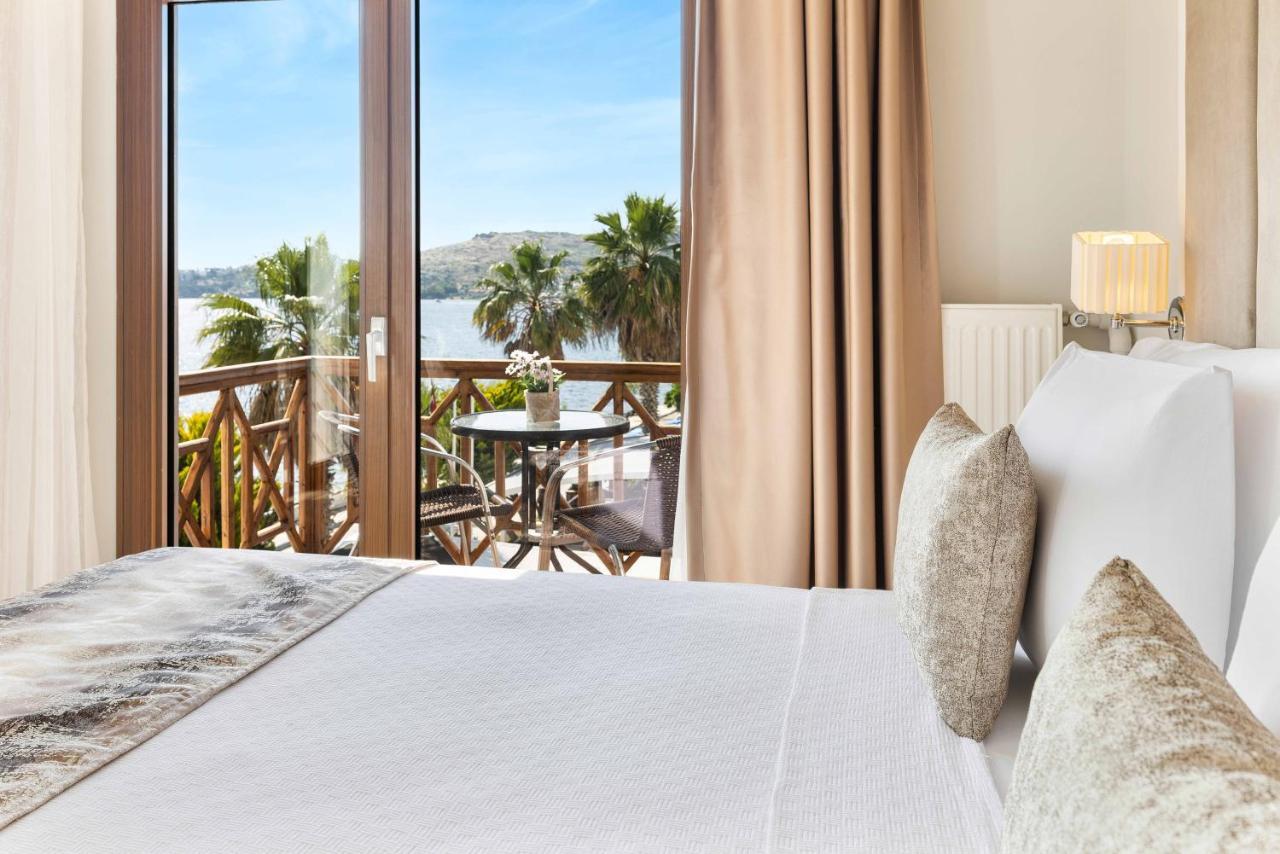 Elite Hotel 4*