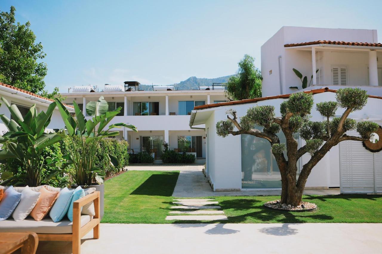 Lavinya Hotel 3*