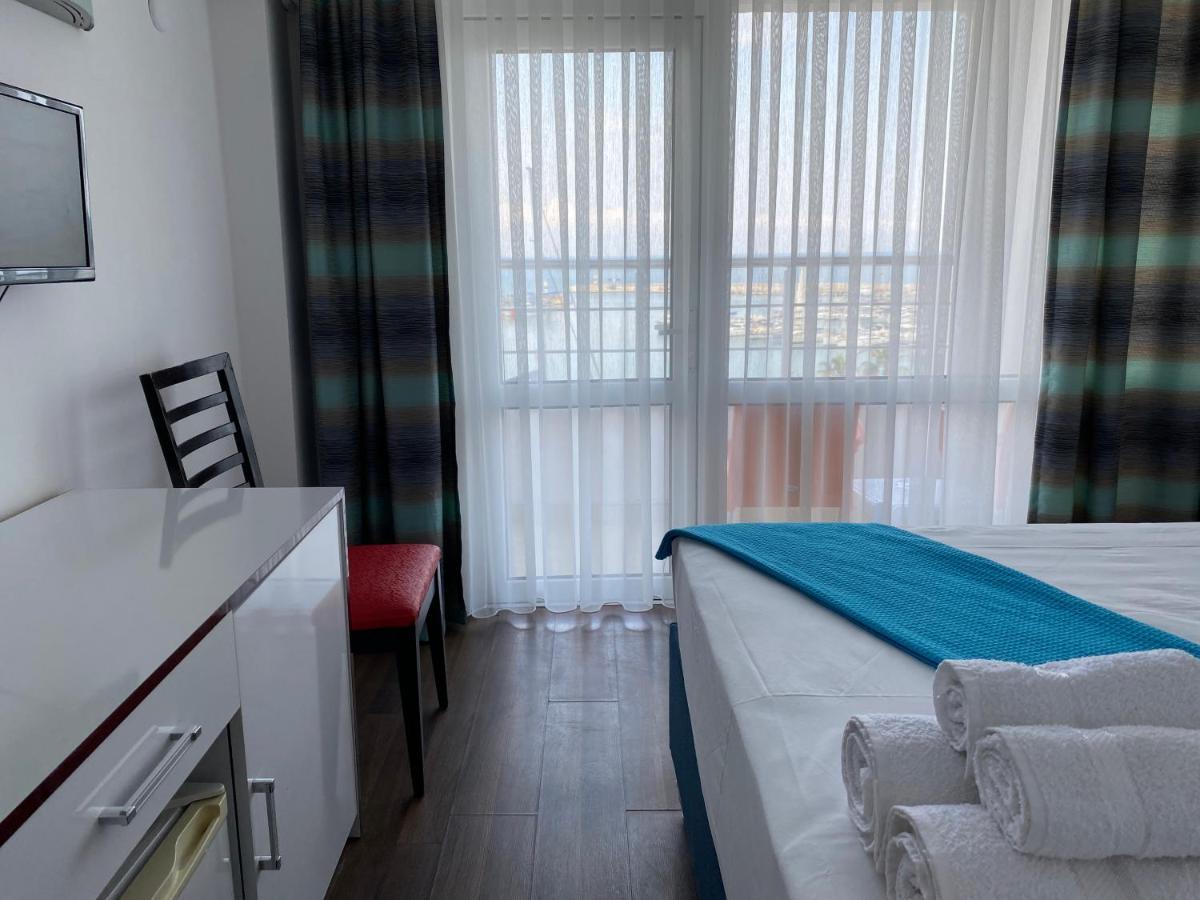 Hotel Marina