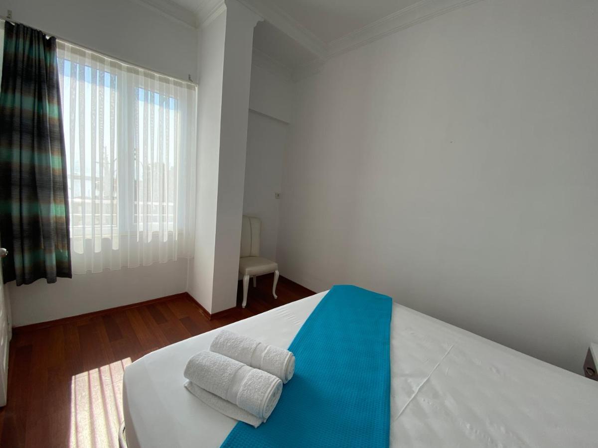 Marina Hotel