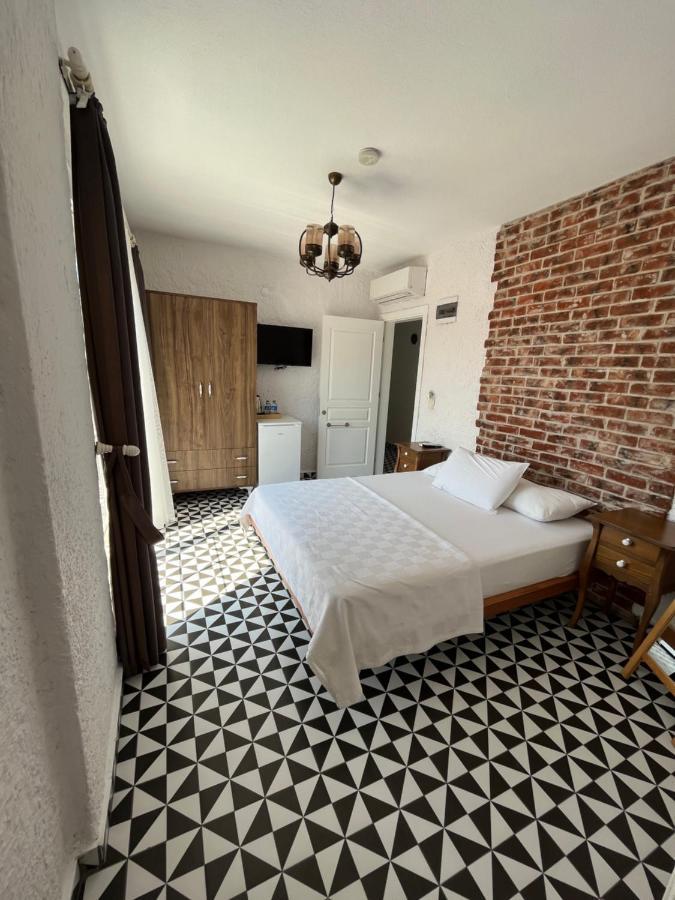Veria Hotel 2*