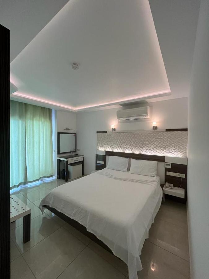 Hotel Maki 2*