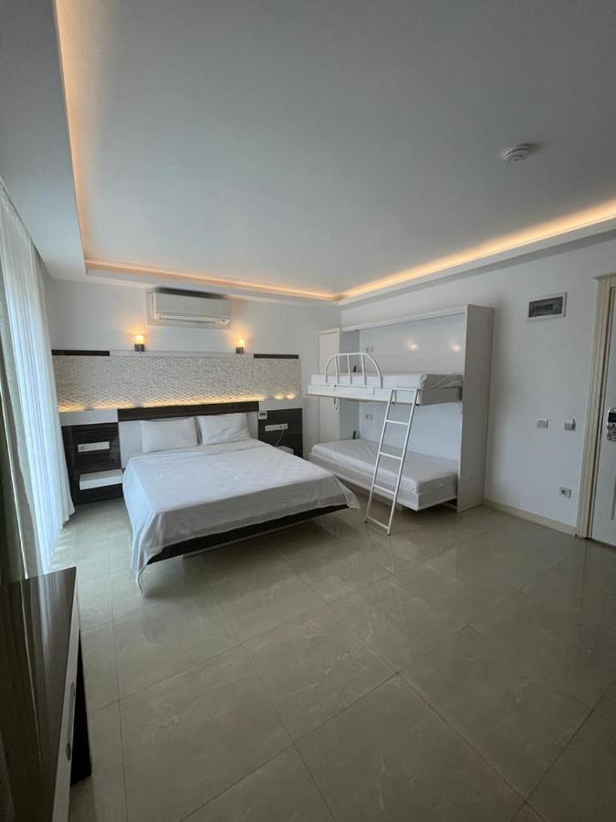 Maki Hotel