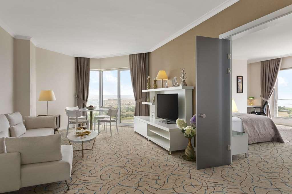 Hotel Ramada By Wyndham 5*