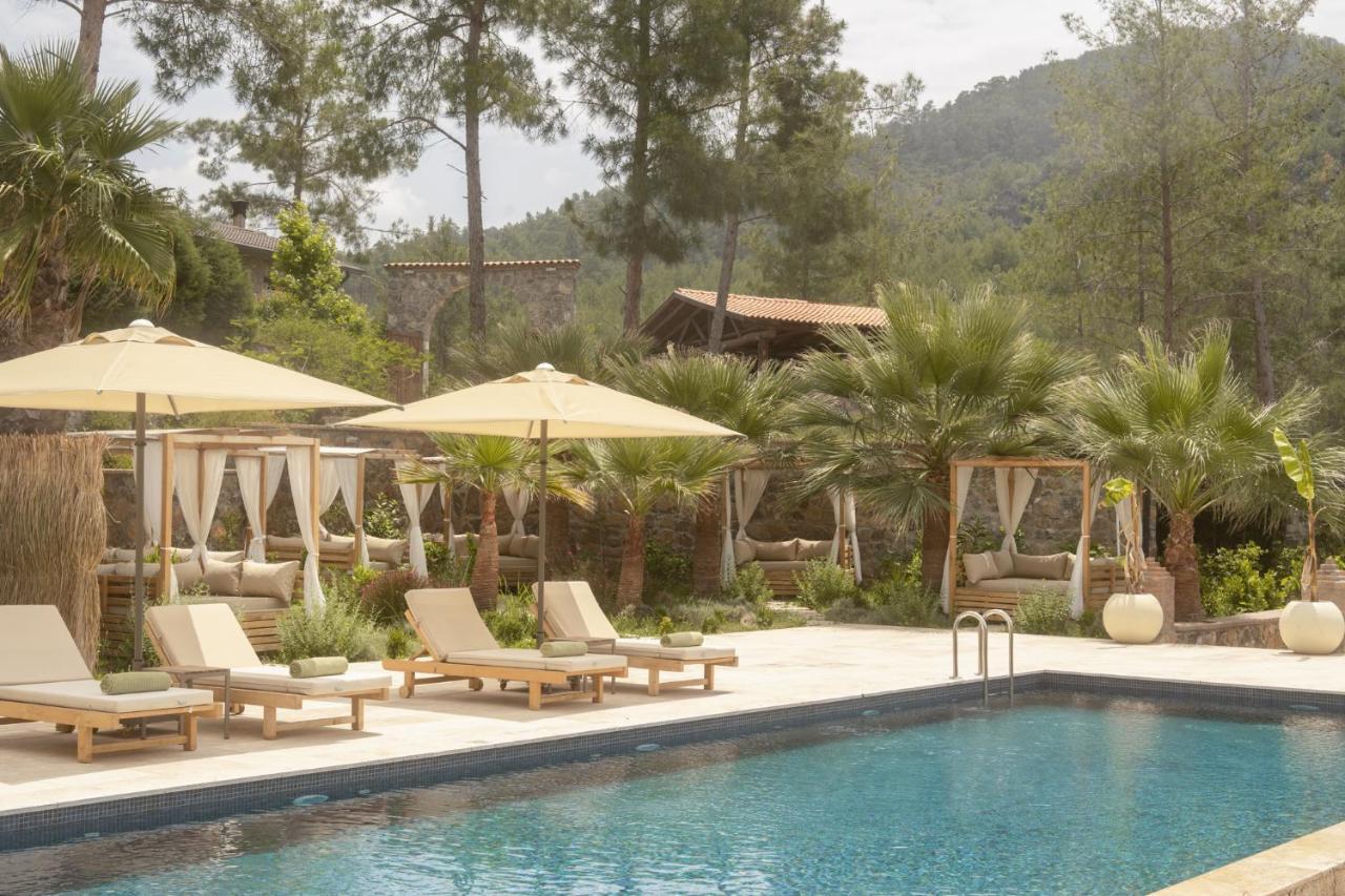Hotel Izz Getaway - Adults Only *